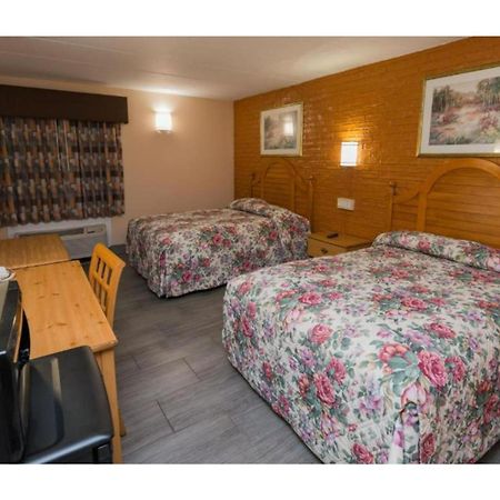 Tri-City Motel By Oyo Forest City Spindale Экстерьер фото